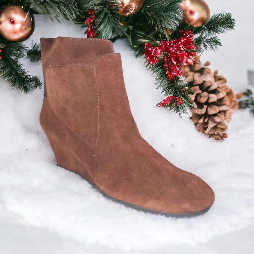 Nine West Women Platform Ankle Booties Boots Sz US 10.5M Dark Brown Suede NWOB